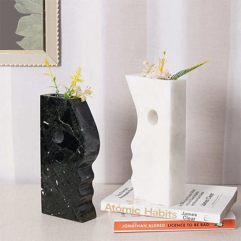 8_Marble_Face_Vase_for_kitchen_table_home_decor_-_Flowers_Vases_Bookshelf_2_62d836e0-a7f1-4275-b9f4-ce8d02c5ec9b